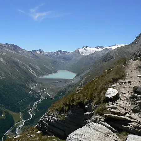 Haus Alpenstern Saas-Grund