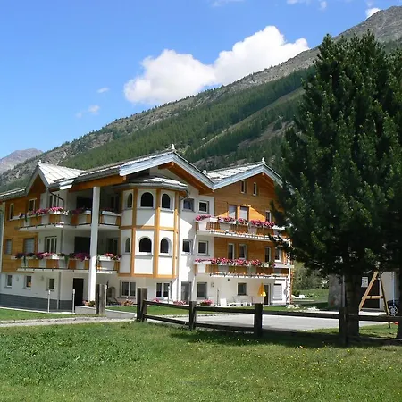 Apartament Haus Alpenstern Saas-Grund