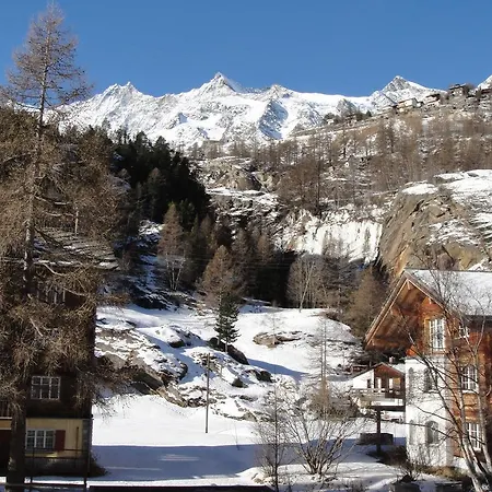 Haus Alpenstern Saas-Grund