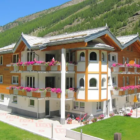 Apartment Haus Alpenstern Saas-Grund