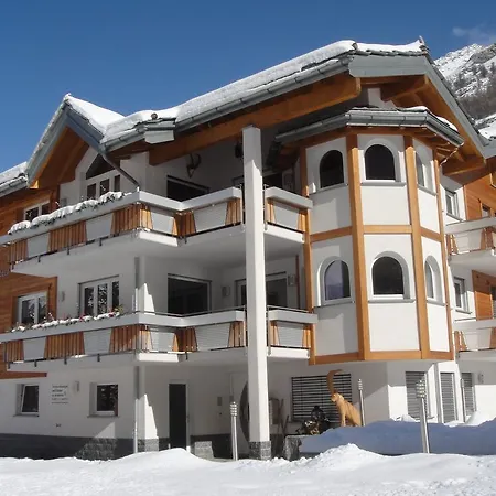 Haus Alpenstern * Saas-Grund