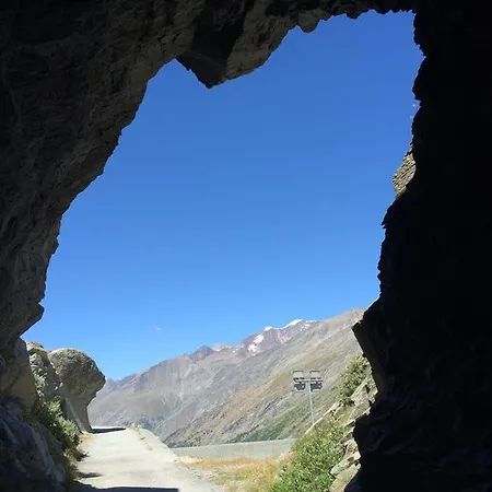 Haus Alpenstern * Saas-Grund