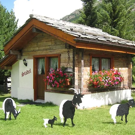 하우스 알펜슈테른 아파트 사스그룬트